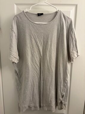 Publish Men's Heather Light Gray Short Sleeve Crew Tee